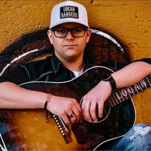 Meet your Posher, Logan